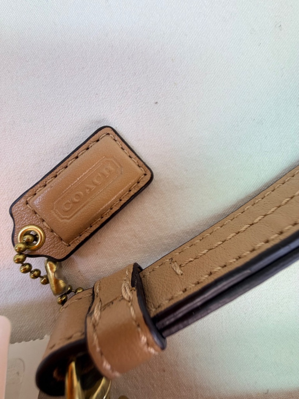 Coach Madison Gathered Leather Zip Clutch In Cappuccino & PURPLE interior - Picture 3 of 8